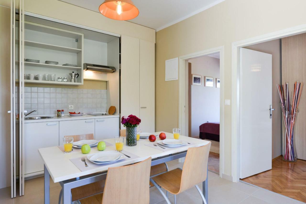 לון Cecilia Apartments מראה חיצוני תמונה